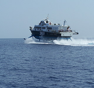 Bateau de travail