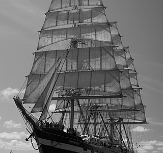 La mer en noir et blanc, rien que la mer, rien que du noir et blanc !