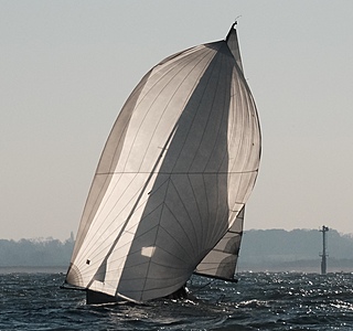 Sous spi dans la brise