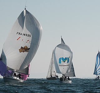 Sous spi dans la brise