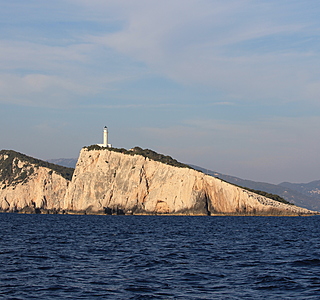 Falaises et reliefs vus du bateau
