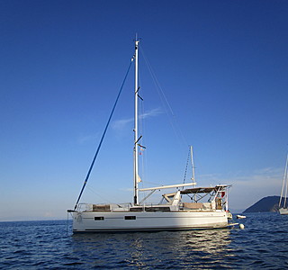 Oceanis 38